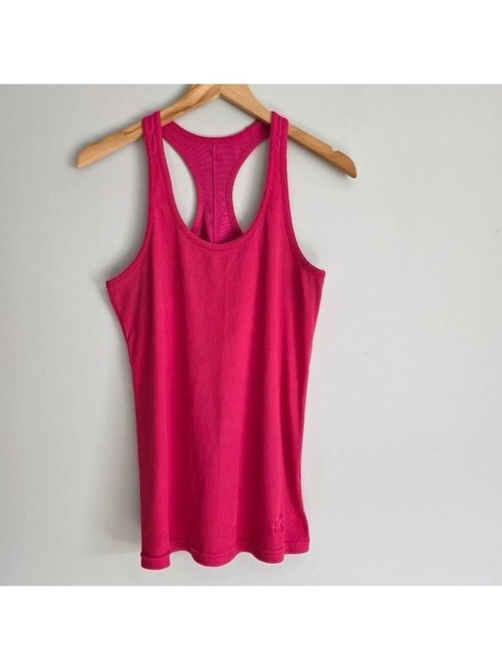 Under Armour Racer Back Pink Tank Top Size small